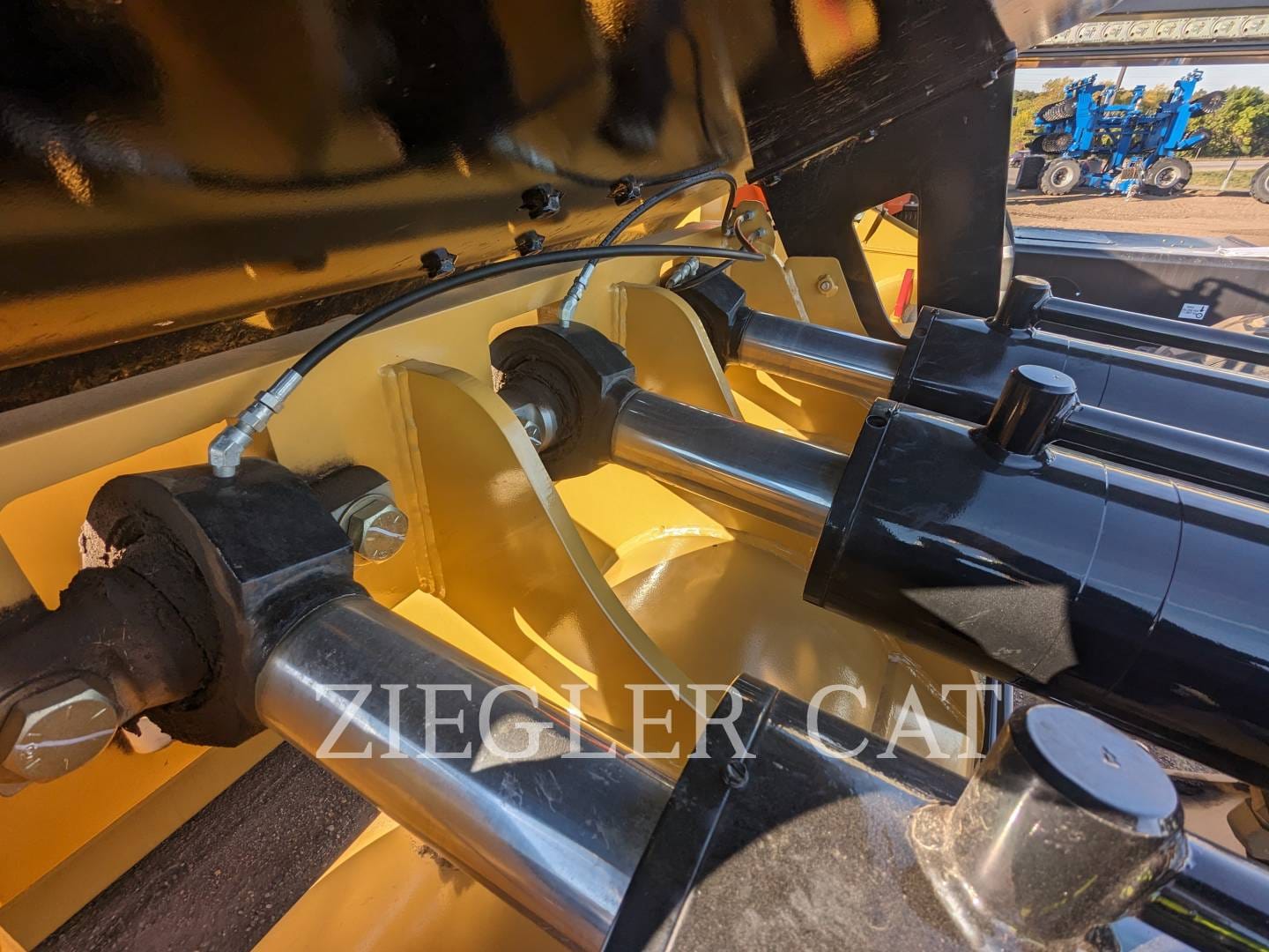 Main image Mobile Track Solutions MT-33