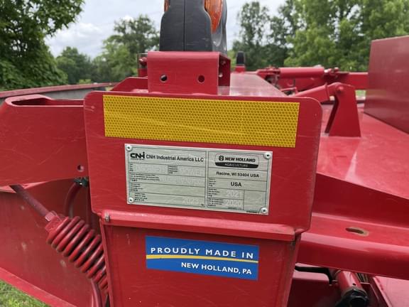 Image of New Holland 210 equipment image 1