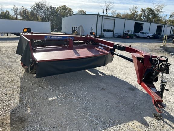 Image of New Holland 210 equipment image 3