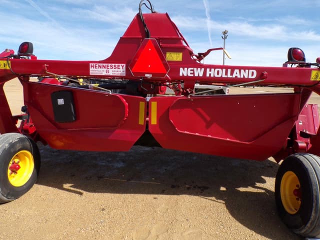 Image of New Holland 316 equipment image 4