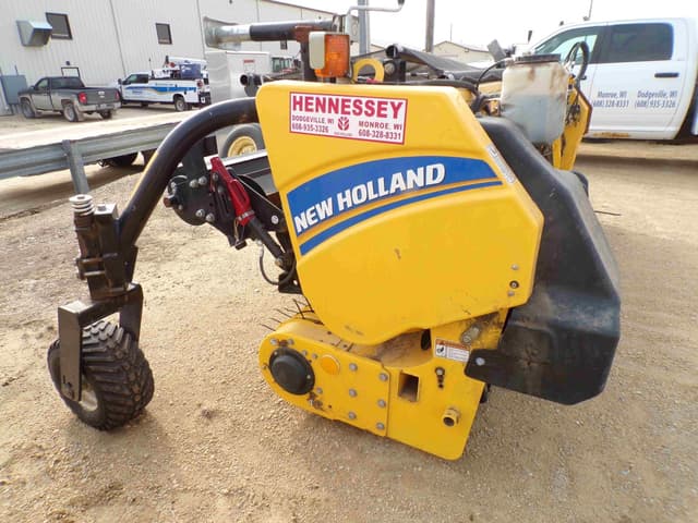 Image of New Holland 380FPA equipment image 4