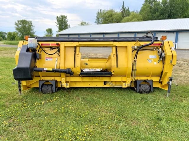 Image of New Holland 380HDY equipment image 4