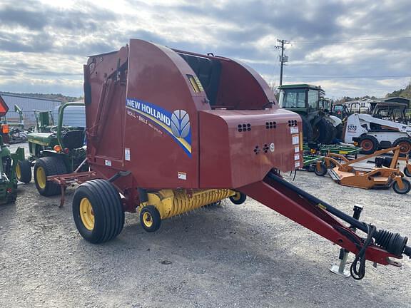Image of New Holland RB450 Utility equipment image 4