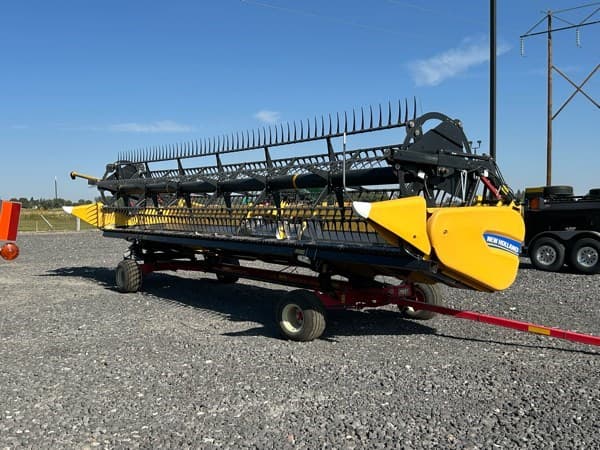 Image of New Holland 840CD Primary image