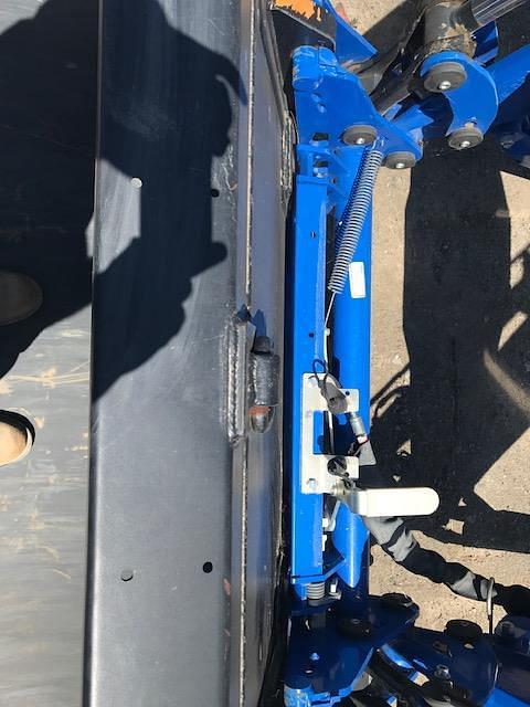 Image of New Holland 855LA equipment image 3