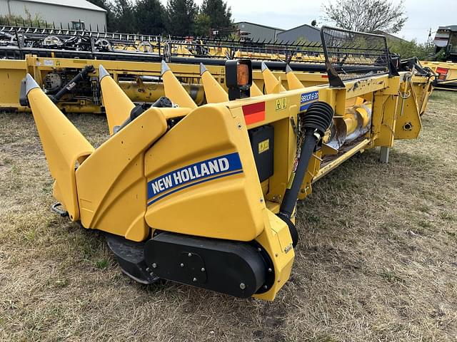 Image of New Holland 980CR equipment image 2