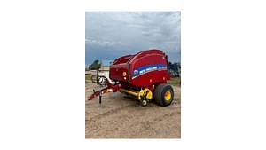 2021 New Holland RB560 Specialty Crop Plus Image