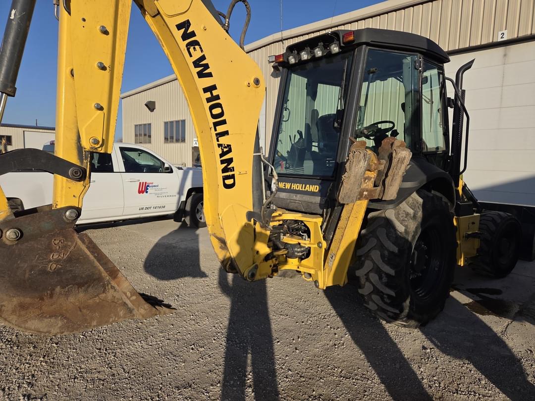 Image of New Holland B95C Image 1