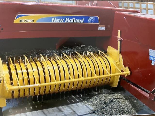 Image of New Holland BC5060 equipment image 1