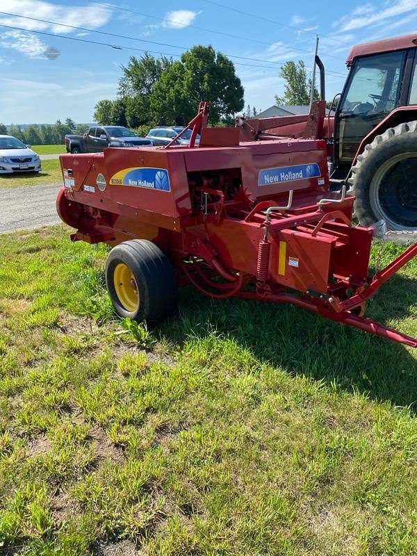 Image of New Holland BC5060 equipment image 2