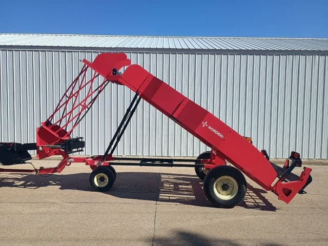 Image of New Holland BC5070 equipment image 3