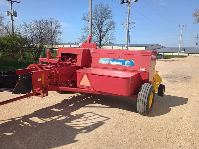 Image of New Holland BC5070 equipment image 4