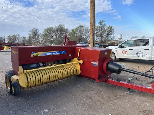 Image of New Holland BC5070 equipment image 1