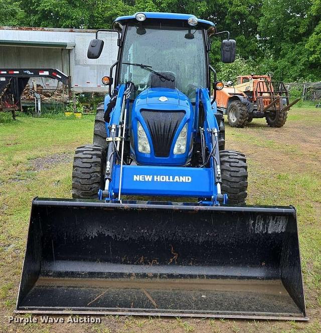 Image of New Holland Boomer 50 equipment image 1