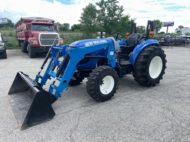 Image of New Holland Boomer 50 equipment image 1