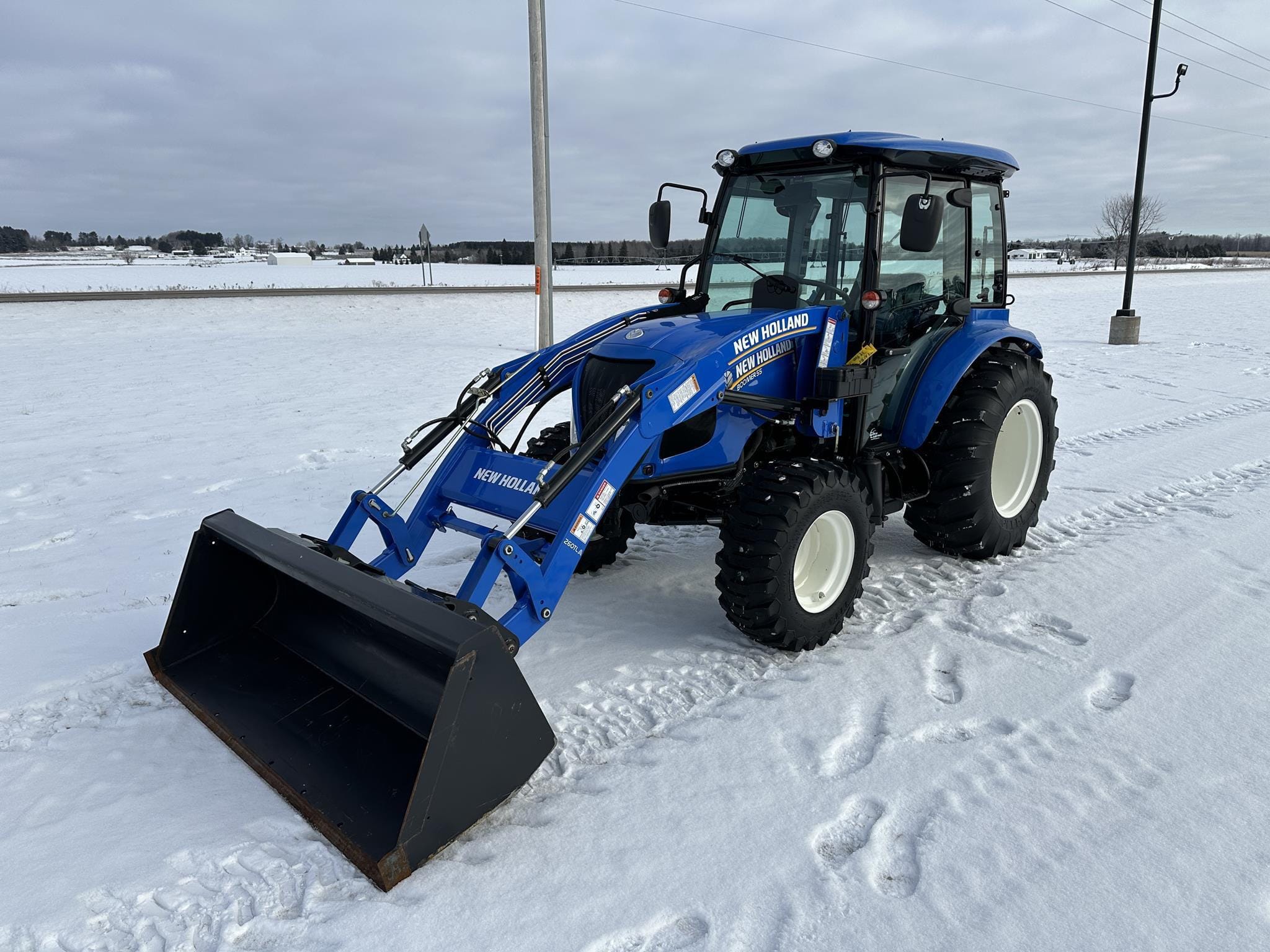 Main image New Holland Boomer 55
