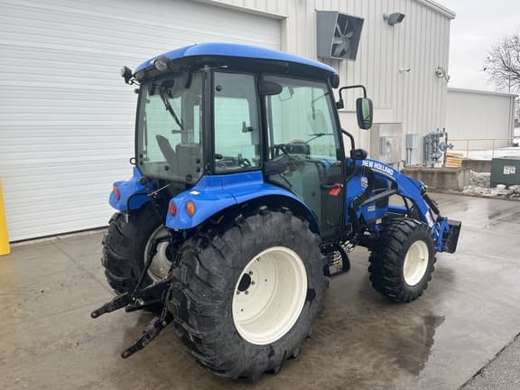Image of New Holland Boomer 55 equipment image 2