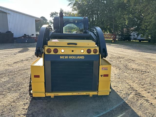Image of New Holland C332 equipment image 3