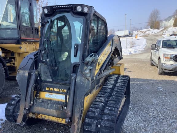 Image of New Holland C332 equipment image 3