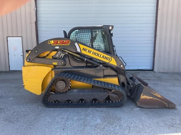 Image of New Holland C332 equipment image 3