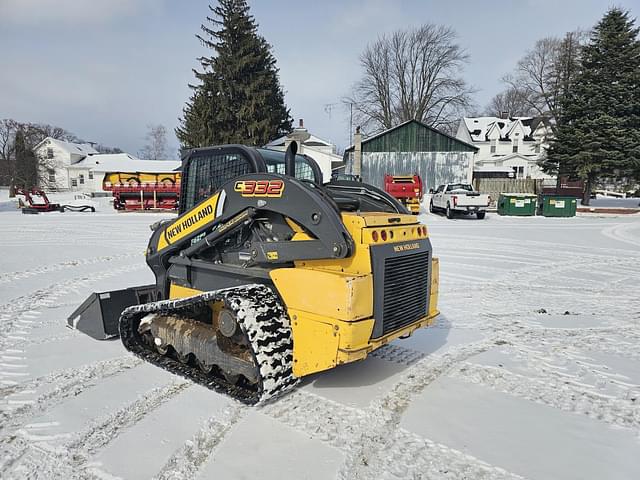 Image of New Holland C332 equipment image 2