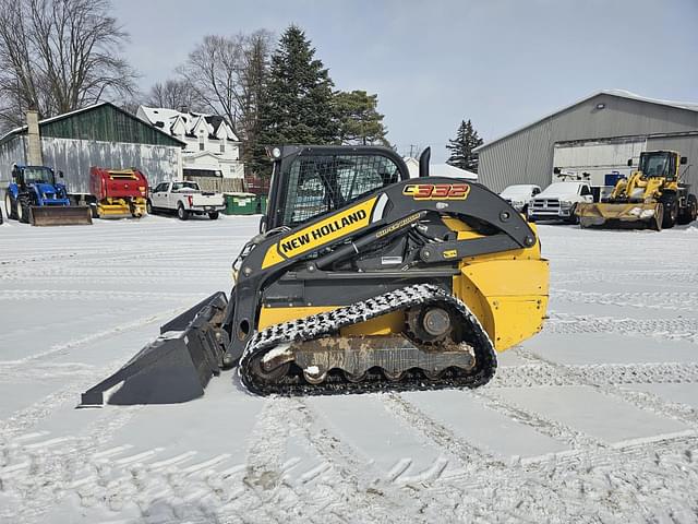 Image of New Holland C332 equipment image 1