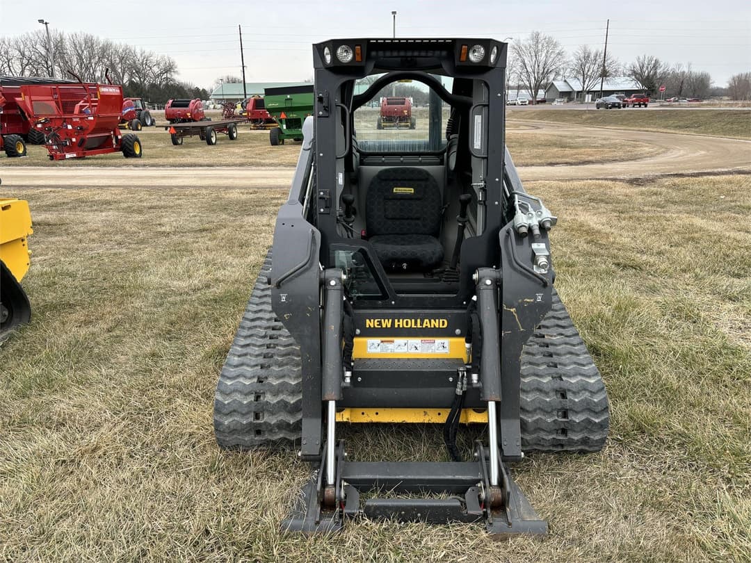 Image of New Holland C332 Image 1