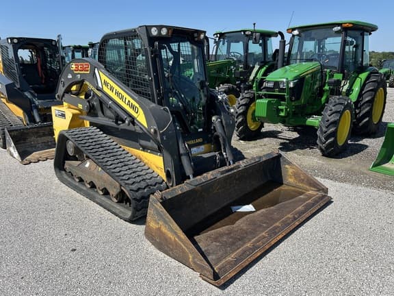 Image of New Holland C332 equipment image 1