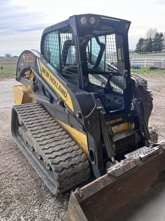 2021 New Holland C332 Equipment Image0