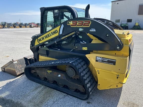 Image of New Holland C332 equipment image 3