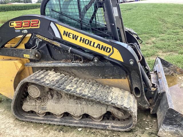 Image of New Holland C332 equipment image 1