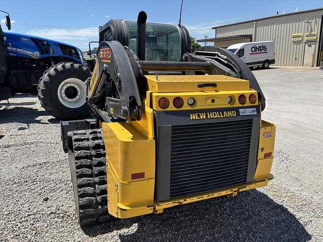 Image of New Holland C332 equipment image 3