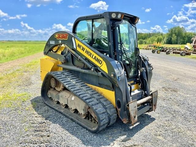 Image of New Holland C332 equipment image 1