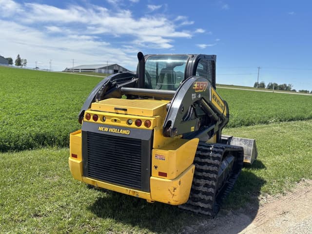 Image of New Holland C337 equipment image 2