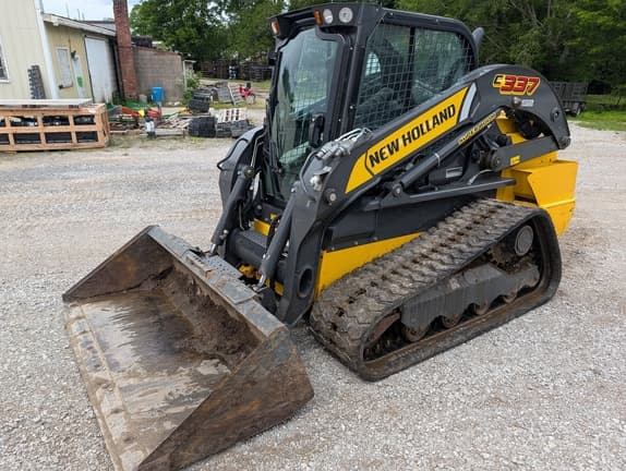 Image of New Holland C337 equipment image 1