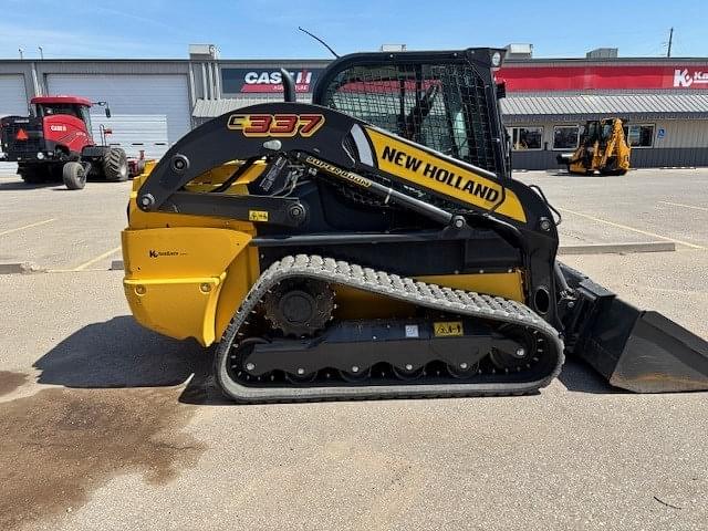 Image of New Holland C337 equipment image 2