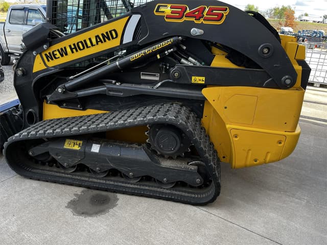 Image of New Holland C345 equipment image 1