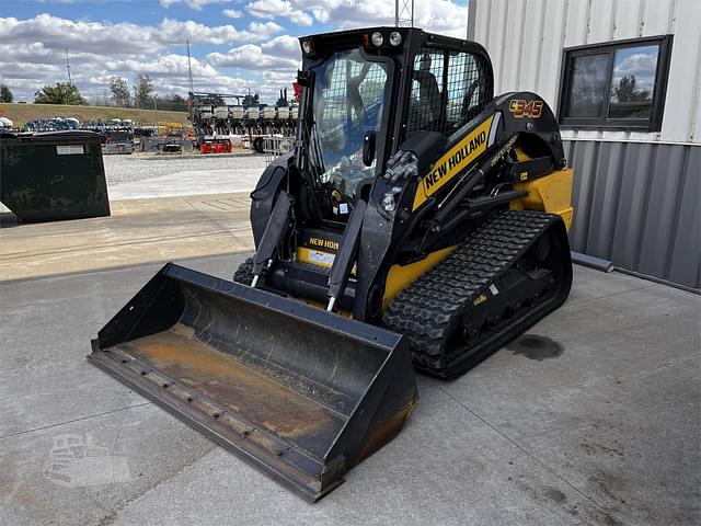 Image of New Holland C345 equipment image 2