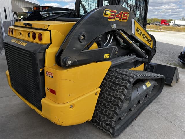 Image of New Holland C345 equipment image 2