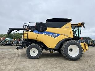 Main image New Holland CR7.80 4