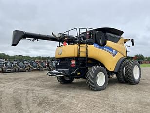 Main image New Holland CR7.80 6