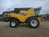 Thumbnail image New Holland CR7.90 4