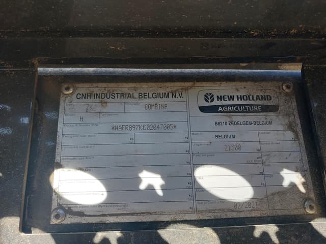 Image of New Holland CR8.90 equipment image 3