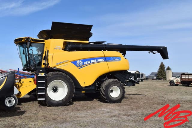 Image of New Holland CR8.90 equipment image 3