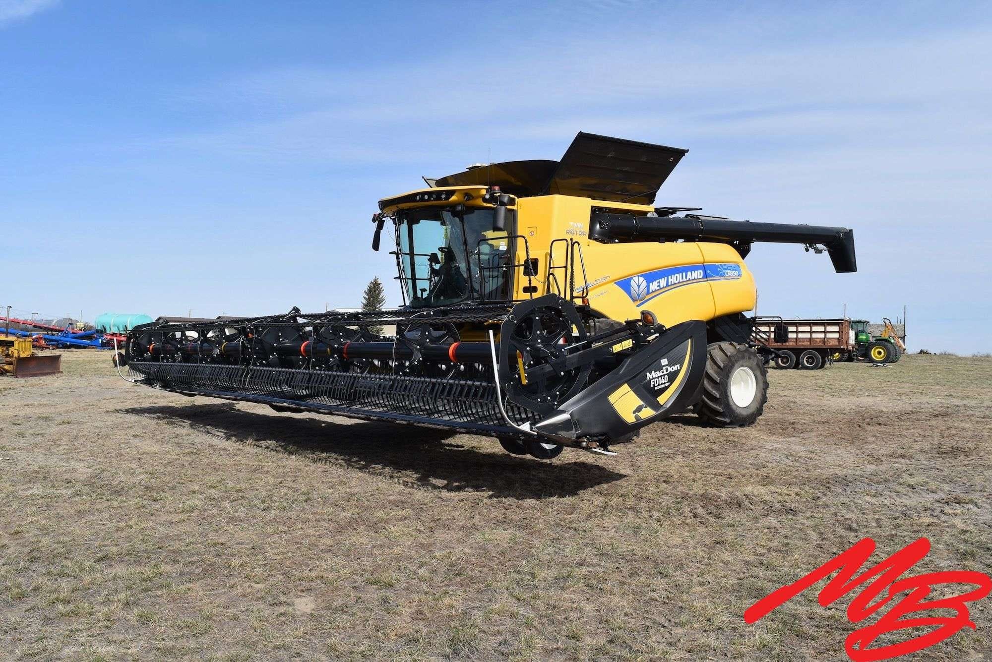 2021 New Holland CR8.90 Equipment Image0