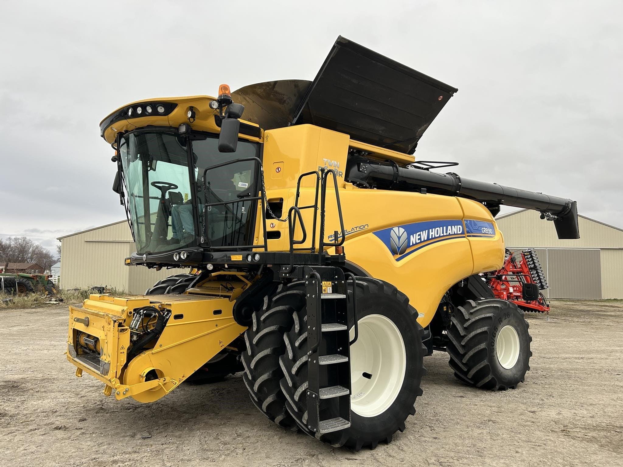 2021 New Holland CR8.90 Equipment Image0