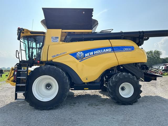 Image of New Holland CR8.90 equipment image 1