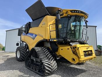 2021 New Holland CR9.90 Equipment Image0