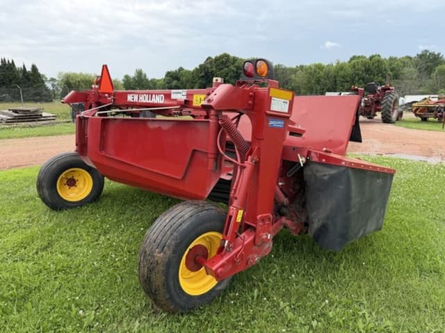 Image of New Holland 210 equipment image 4