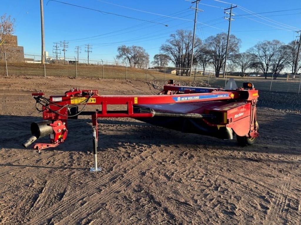 2021 New Holland 210 Equipment Image0